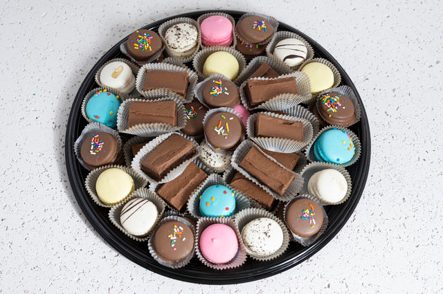 Oreo, Macaron & Brownie Tray