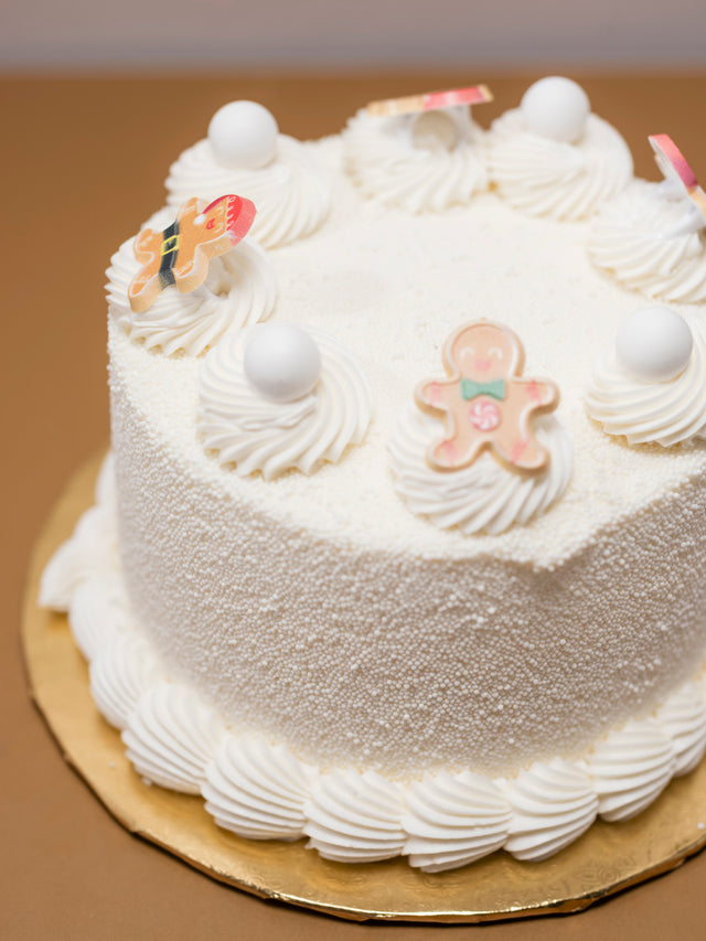 Gingerbread Man Snow Cake - #593Featured