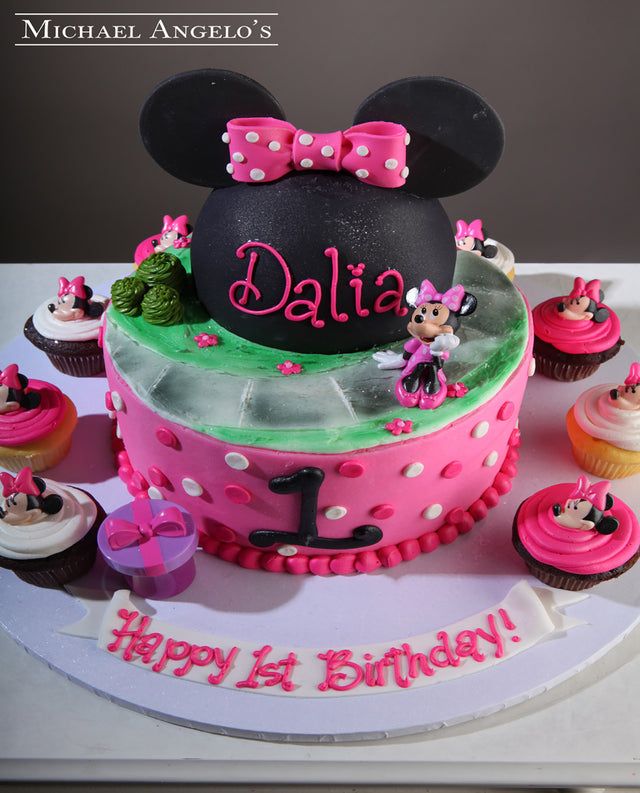 Minnie Polka Dots #97Characters