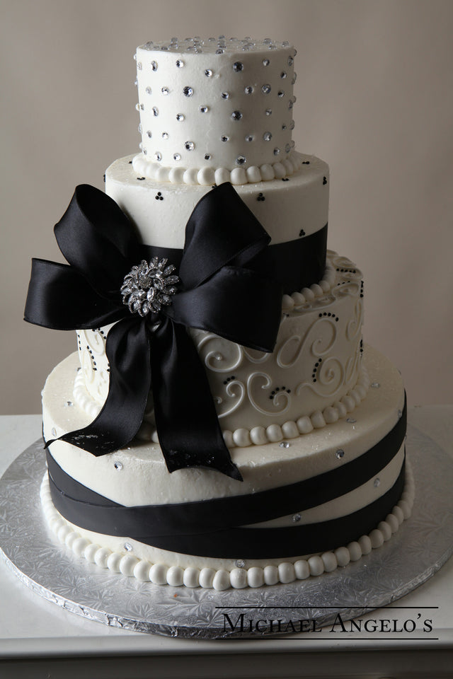 Black Fondant Wrap with Brooch #9Bow