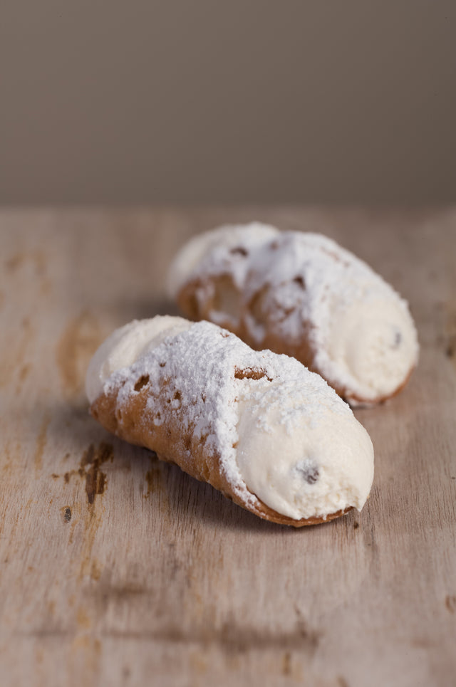 Cannoli Tray - Winery Pick Up