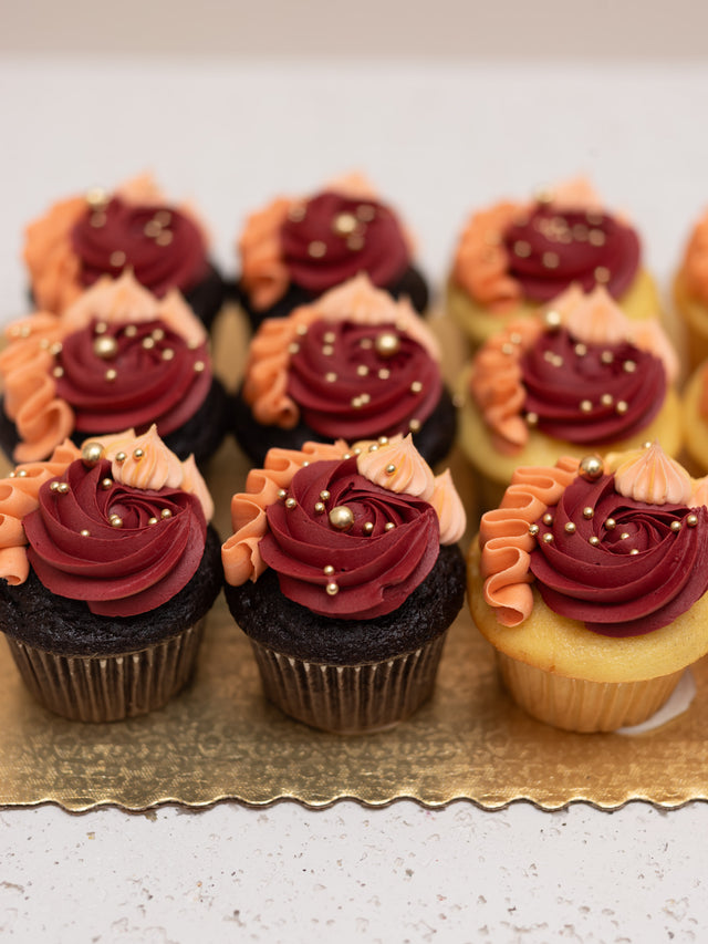 Online Cupcake Order - Cupcakes #540Featured