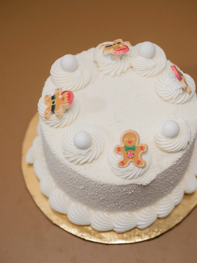 Gingerbread Man Snow Cake -  #593Featured