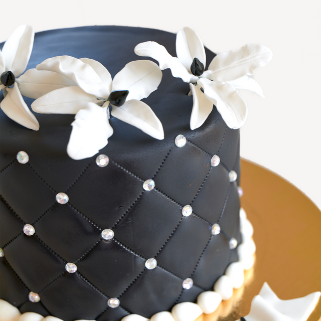 Online Cake Order - Black with White Lillies #12SeasonalFlowers